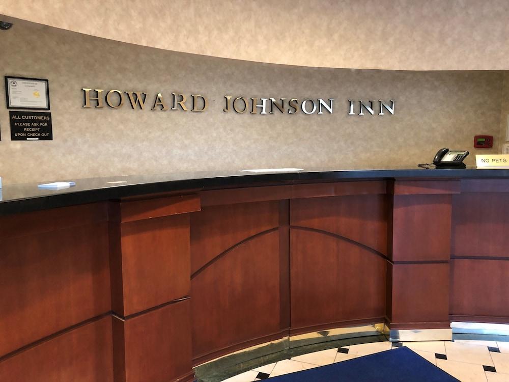Howard Johnson By Wyndham Newburgh Exteriör bild